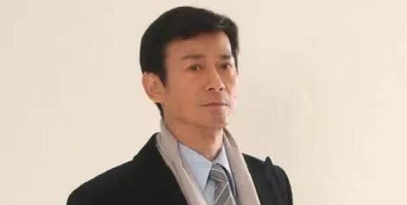 曝鄭少秋大女兒在美國(guó)自殺身亡